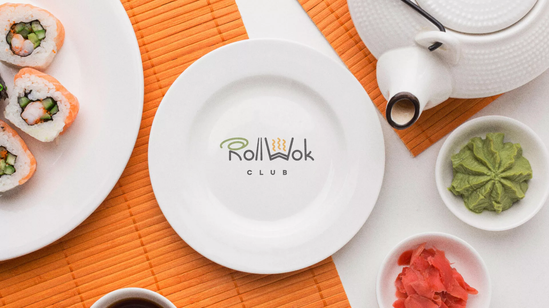Разработка логотипа и фирменного стиля суши-бара «Roll Wok Club» в Перевозе